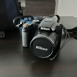 Nikon COOLPIX P100